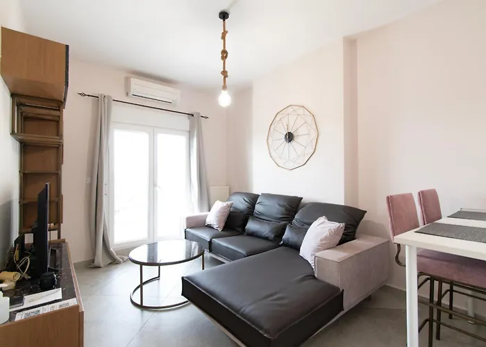 Arch View Apartment