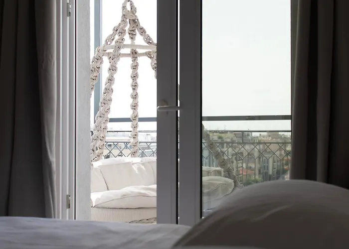Arch View Apartment